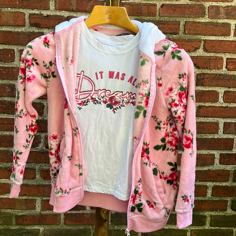 Pink & Rose 3 piece fuzzy pajama set